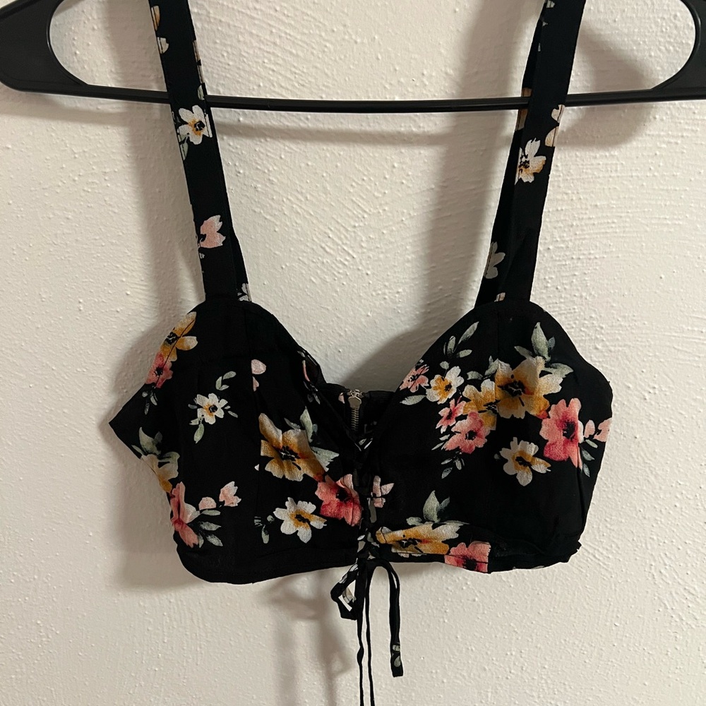 Forever 21 Black Floral Crop Top